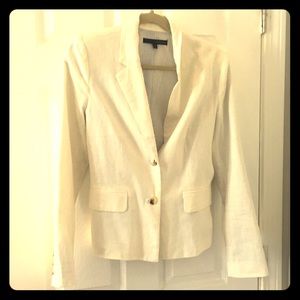 White linen  blazer.  Barely worn ! Size 8